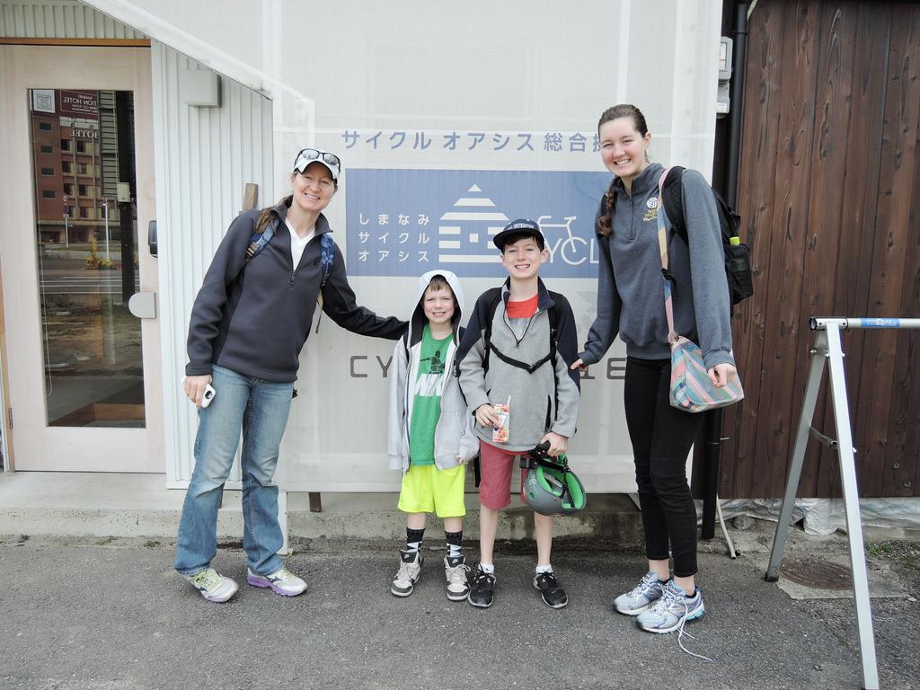 Hotel Cyclo No Ie Imabari Railway Station Exterior foto